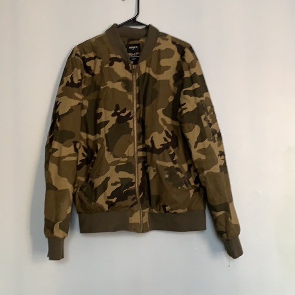 F21 camo men’s jacket - Picture 3 of 4